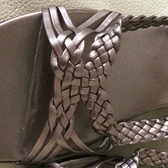 Nine West sandals - Picture 3 of 3